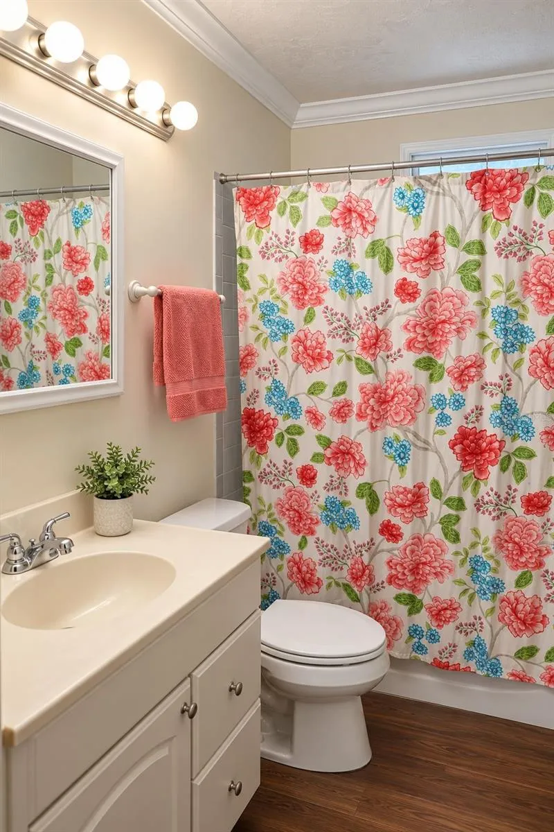 8231 SWAN LAKE ROAD Melrose, FL 32666