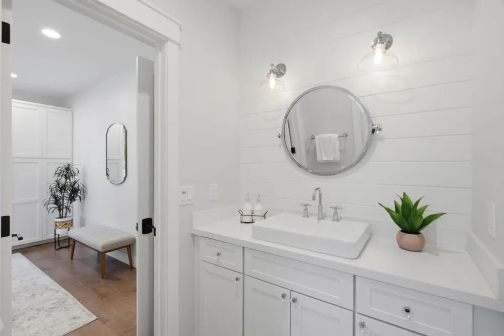 1063 Carolyn Avenue San Jose, CA 95125