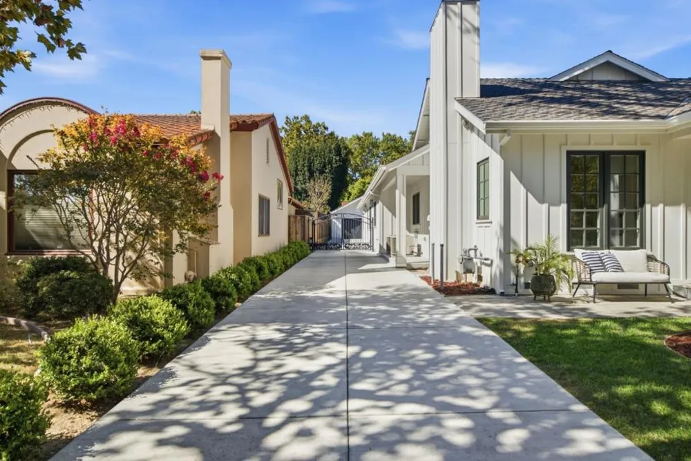 1063 Carolyn Avenue San Jose, CA 95125
