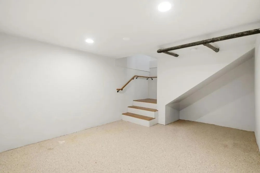 1063 Carolyn Avenue San Jose, CA 95125