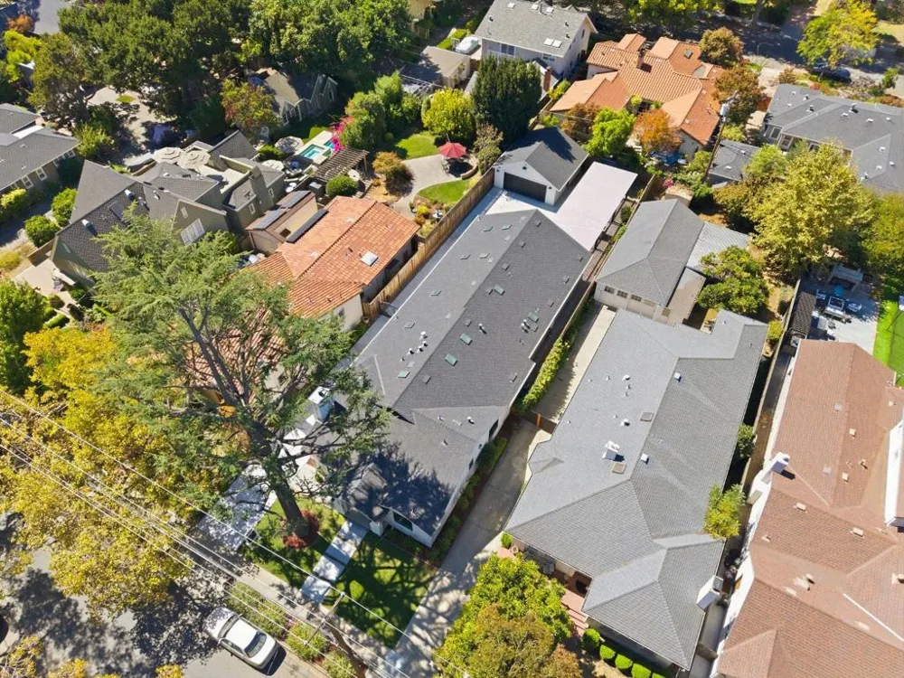 1063 Carolyn Avenue San Jose, CA 95125