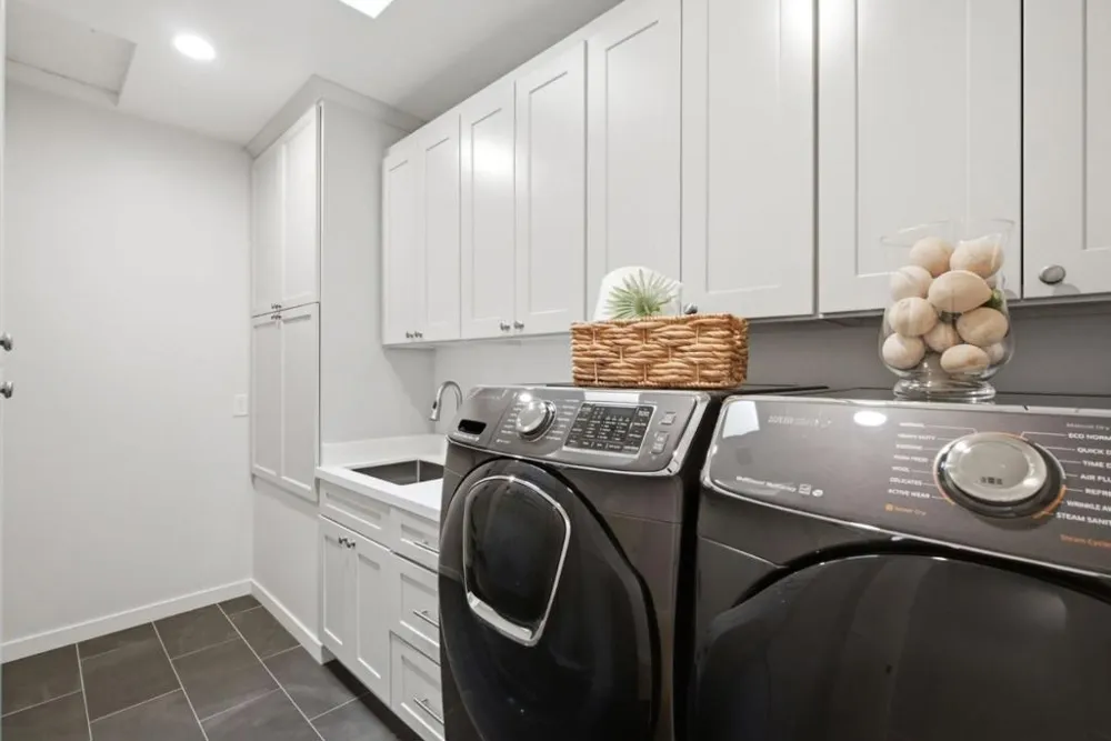 1063 Carolyn Avenue San Jose, CA 95125