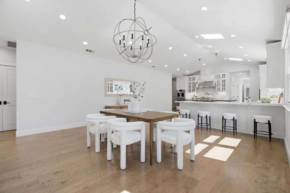1063 Carolyn Avenue San Jose, CA 95125