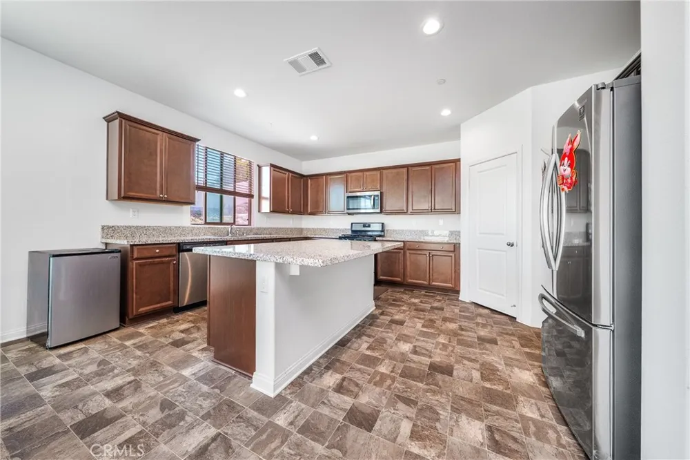 33056 saint emilion Winchester, CA 92596
