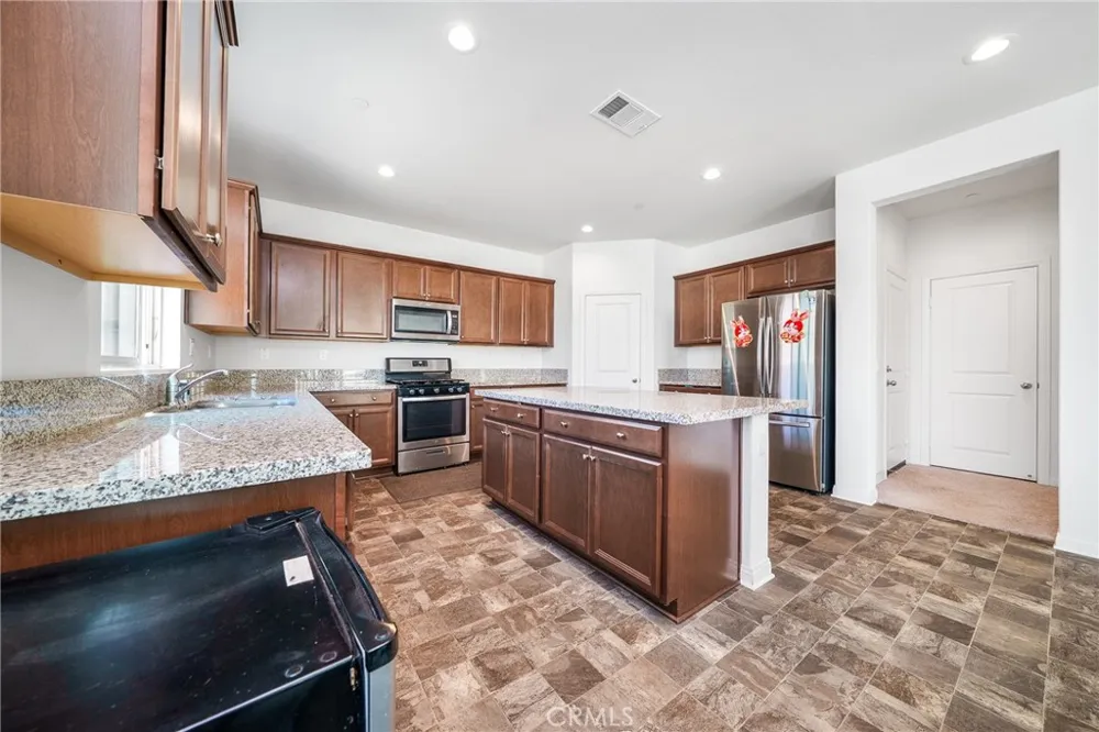 33056 saint emilion Winchester, CA 92596
