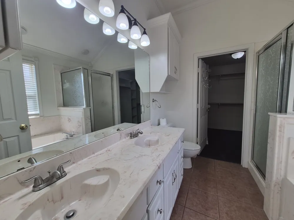 5517 Stillhouse Hollow Waco, TX 76708