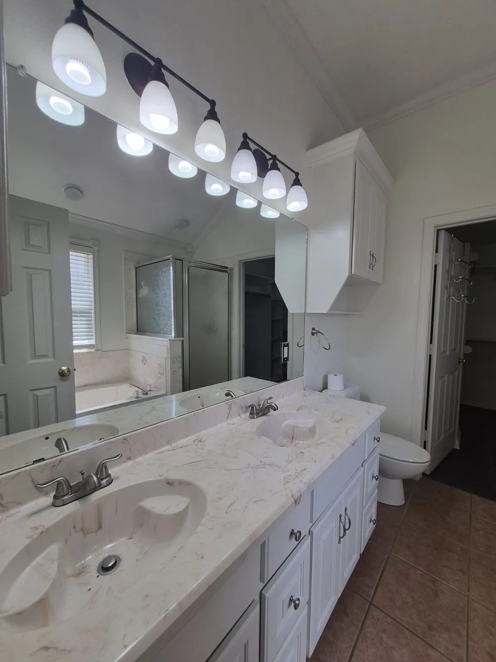 5517 Stillhouse Hollow Waco, TX 76708