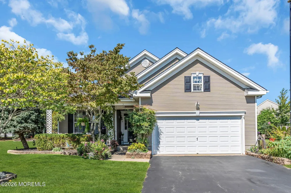 20 Windy Reef Court Barnegat, NJ 08005