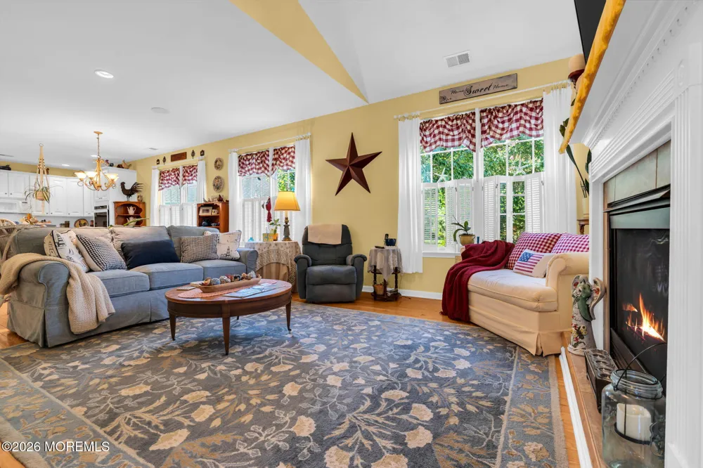 20 Windy Reef Court Barnegat, NJ 08005
