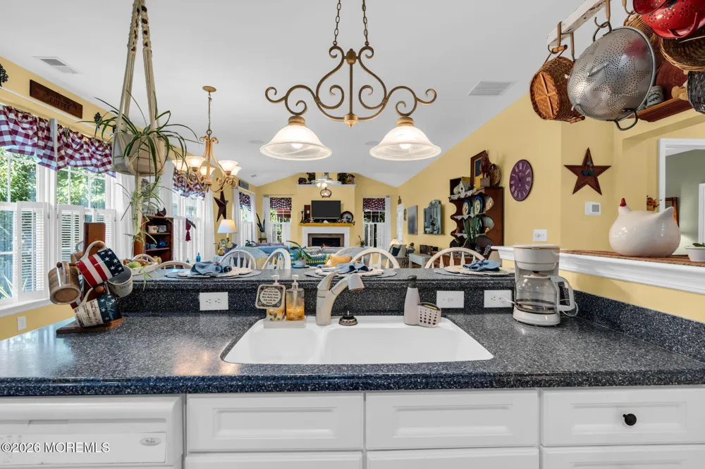 20 Windy Reef Court Barnegat, NJ 08005