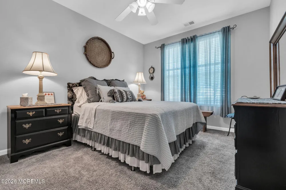 20 Windy Reef Court Barnegat, NJ 08005