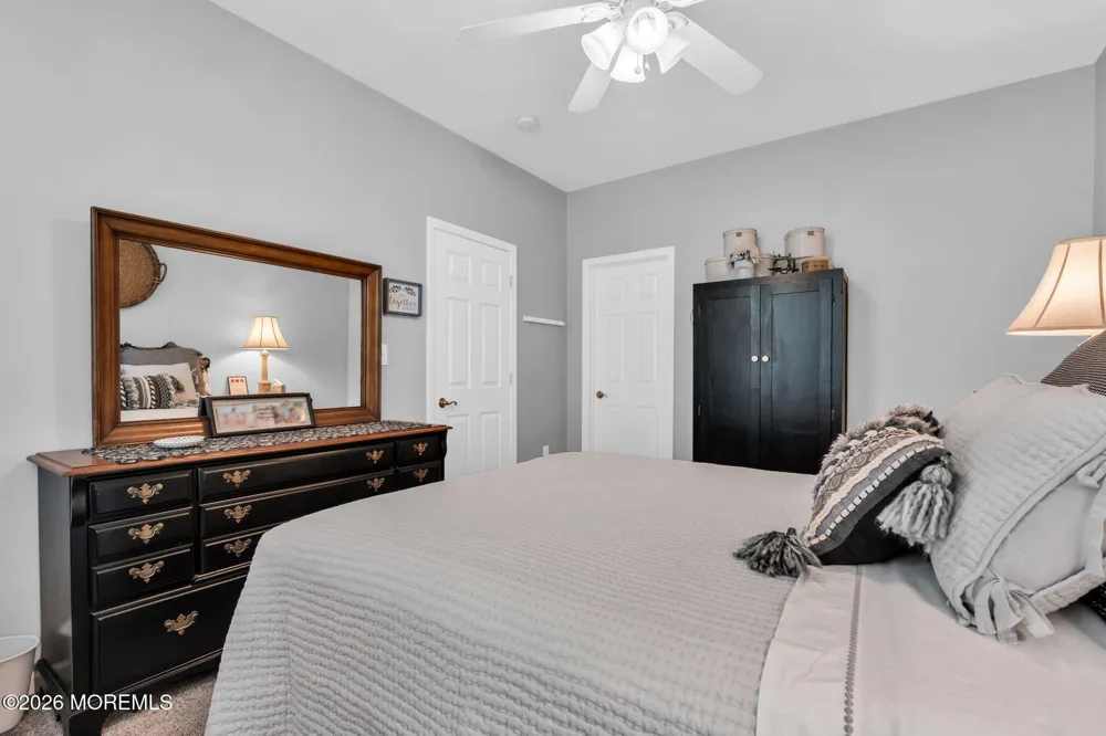 20 Windy Reef Court Barnegat, NJ 08005