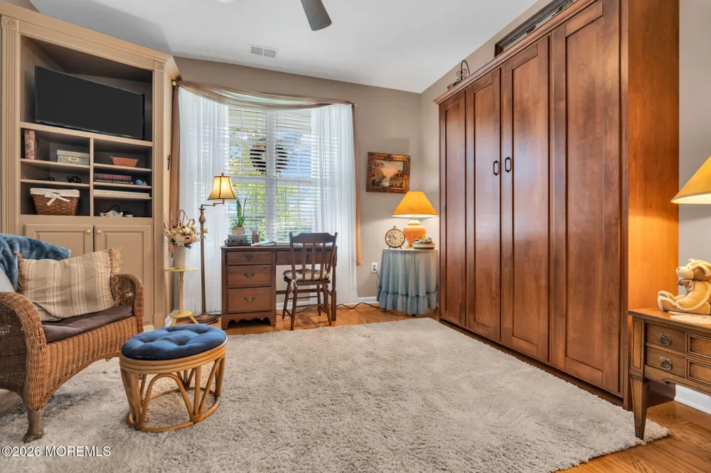 20 Windy Reef Court Barnegat, NJ 08005