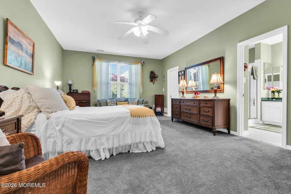 20 Windy Reef Court Barnegat, NJ 08005
