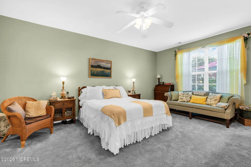 20 Windy Reef Court Barnegat, NJ 08005