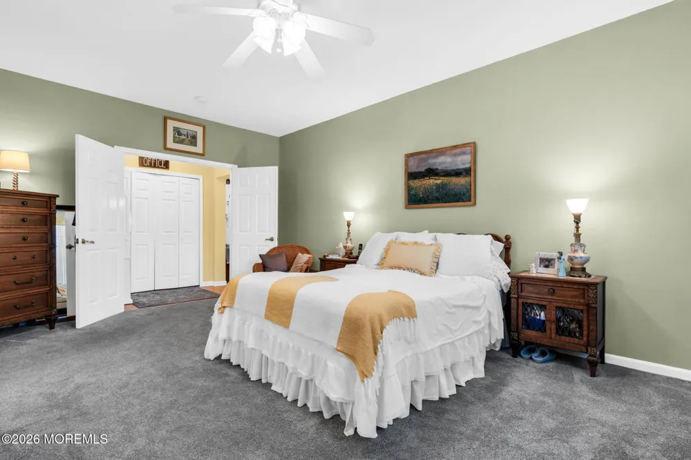 20 Windy Reef Court Barnegat, NJ 08005