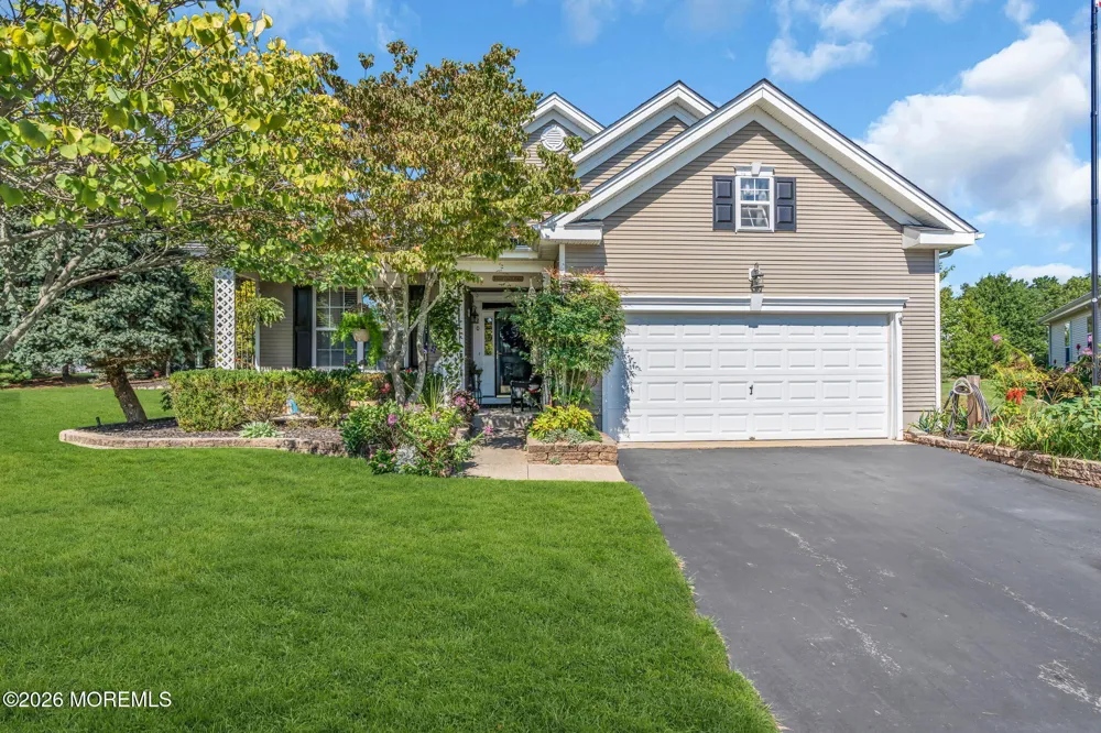 20 Windy Reef Court Barnegat, NJ 08005