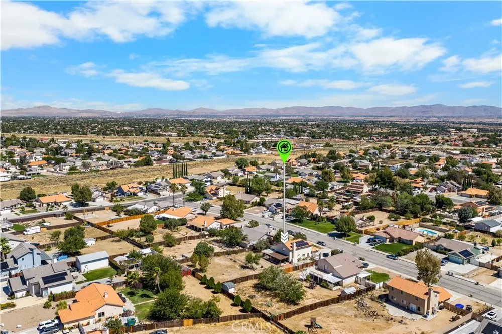 6990 Loma Vista Hesperia, CA 92345