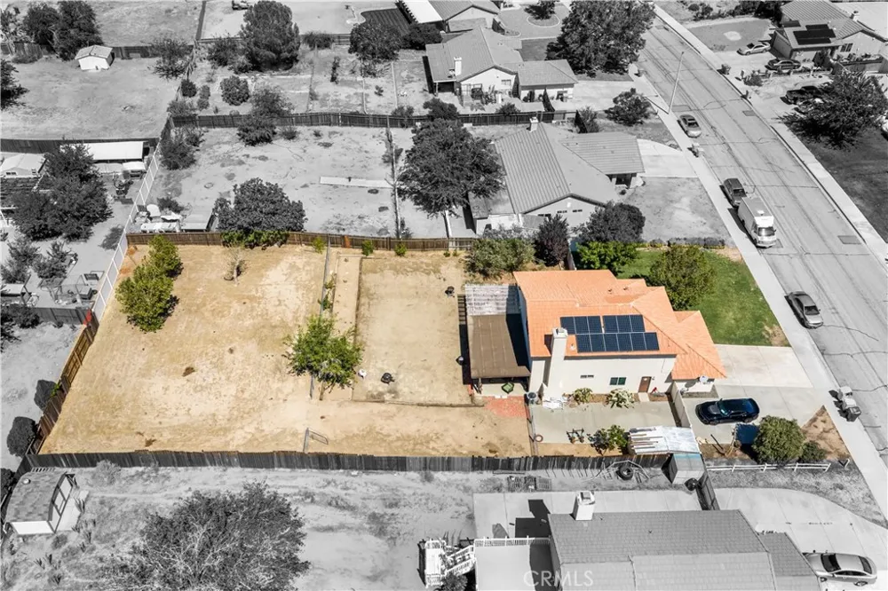 6990 Loma Vista Hesperia, CA 92345