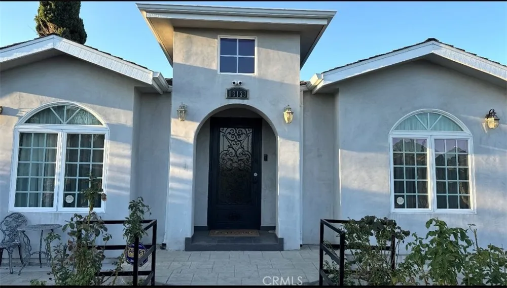 13133 Ebell Street North Hollywood, CA 91605