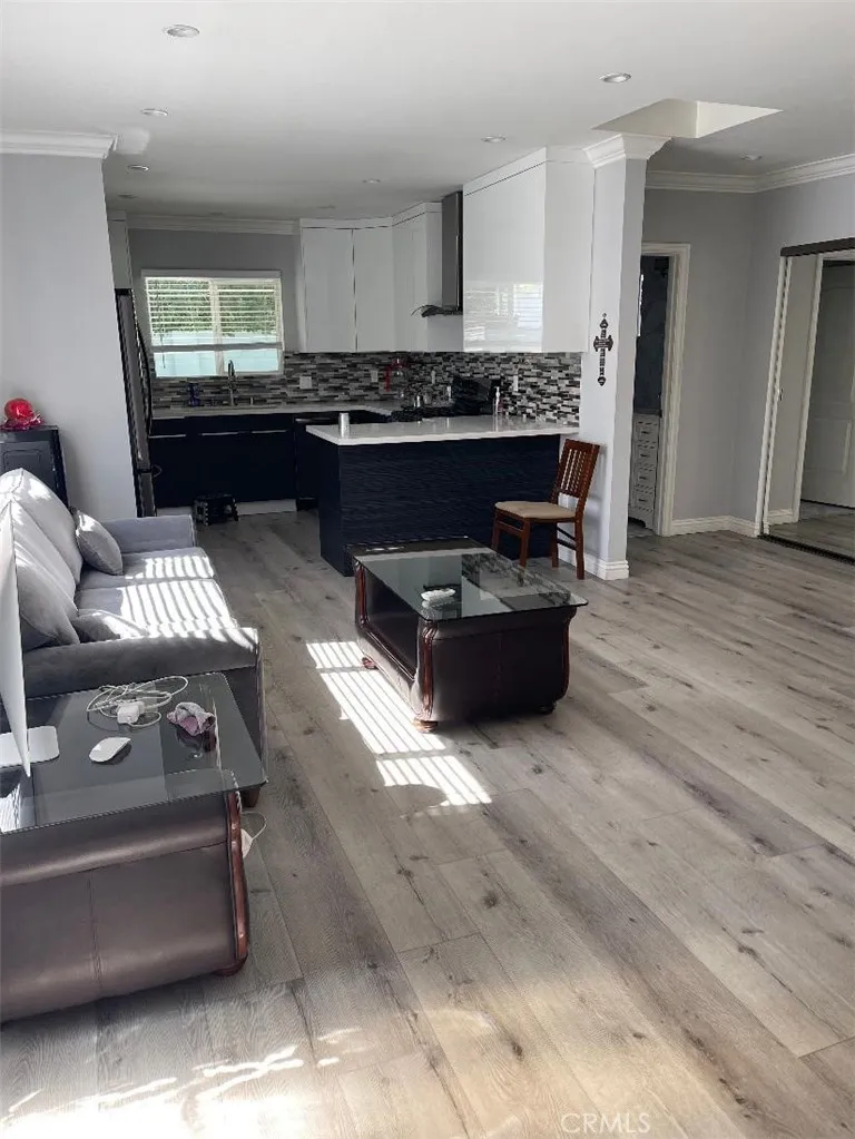 13133 Ebell Street North Hollywood, CA 91605