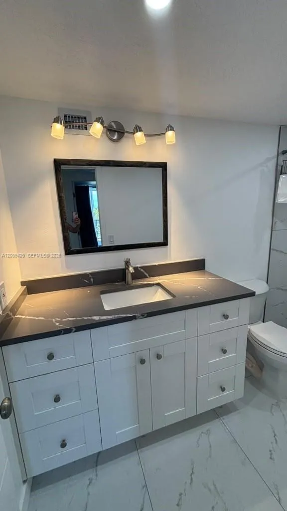 701 Three Islands Blvd #320 Hallandale Beach, FL 33009