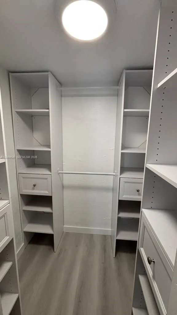701 Three Islands Blvd #320 Hallandale Beach, FL 33009