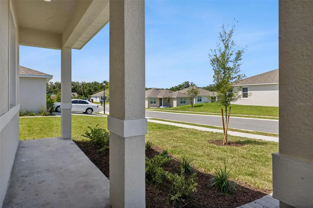 3776 WATERCLIFF CIRCLE Grand Island, FL 32735