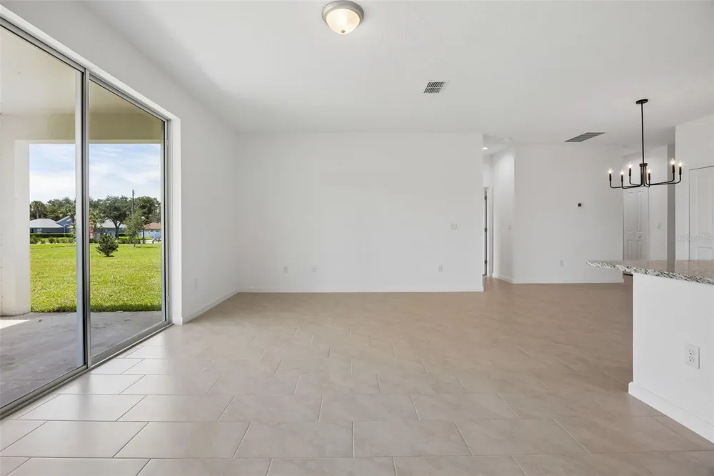 3776 WATERCLIFF CIRCLE Grand Island, FL 32735