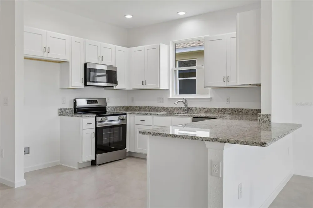 3776 WATERCLIFF CIRCLE Grand Island, FL 32735
