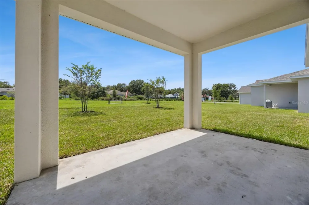 3776 WATERCLIFF CIRCLE Grand Island, FL 32735