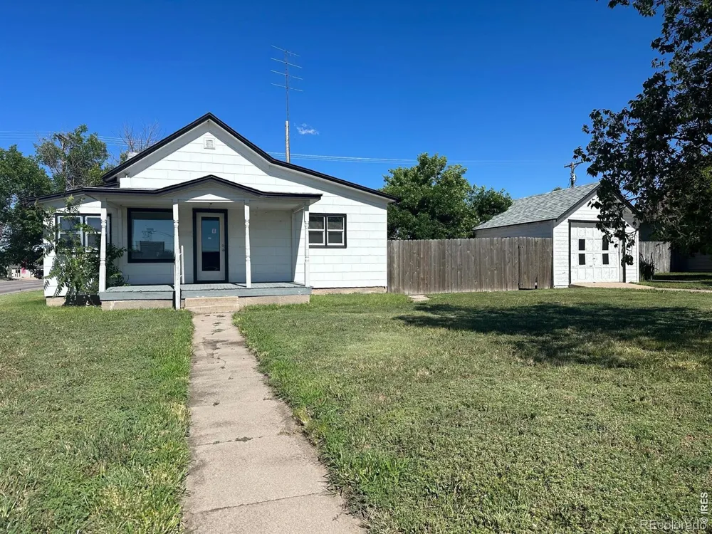 90 Cedar Avenue Akron, CO 80720