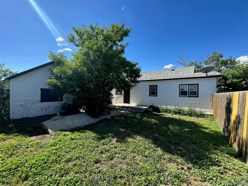 90 Cedar Avenue Akron, CO 80720