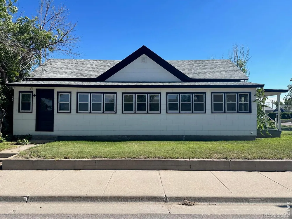 90 Cedar Avenue Akron, CO 80720