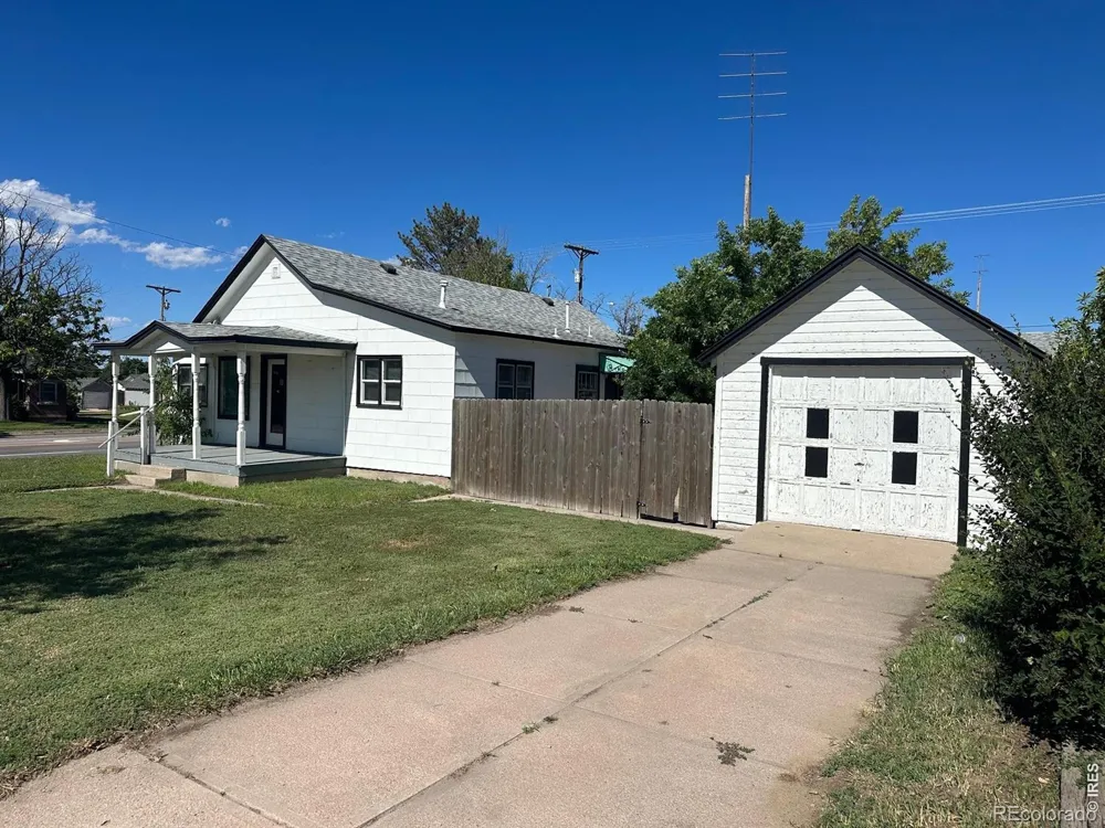 90 Cedar Avenue Akron, CO 80720