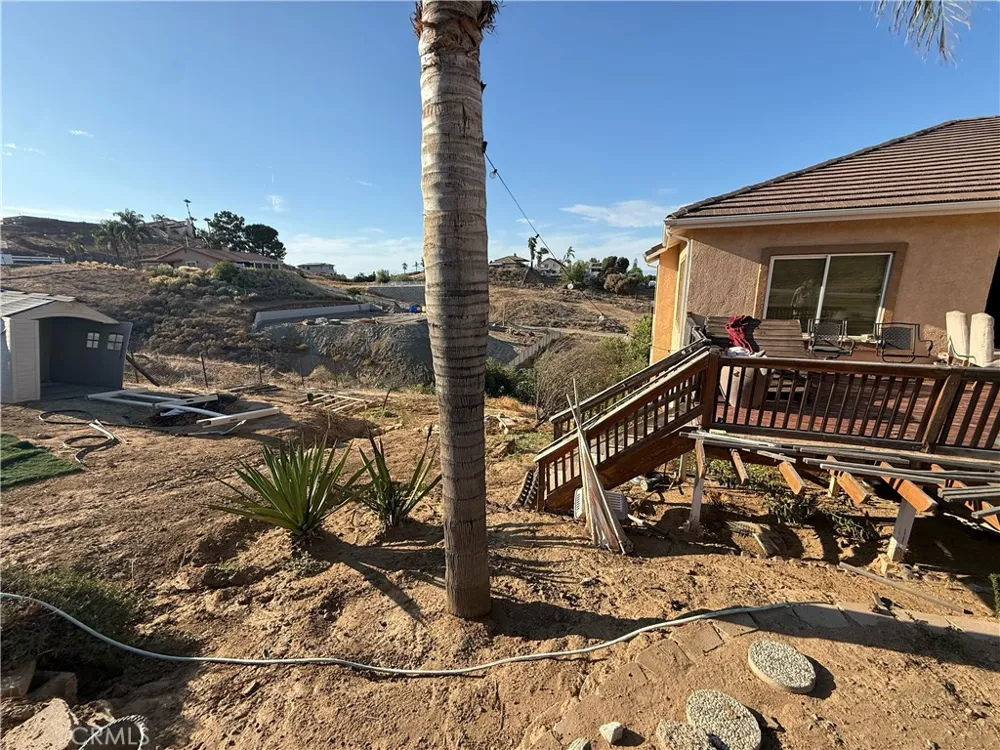 14320 Four Winds Riverside, CA 92503