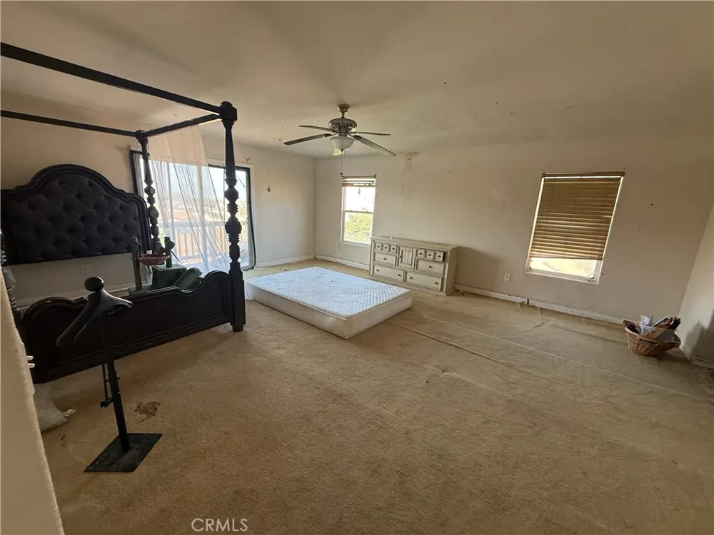 14320 Four Winds Riverside, CA 92503