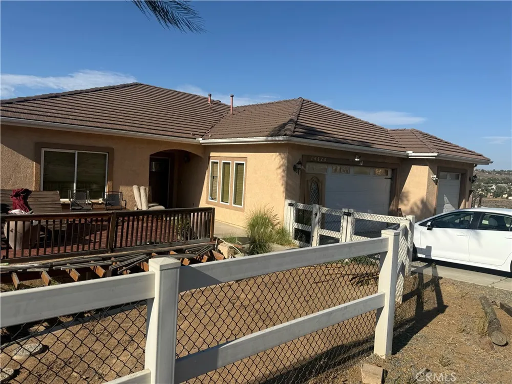 14320 Four Winds Riverside, CA 92503