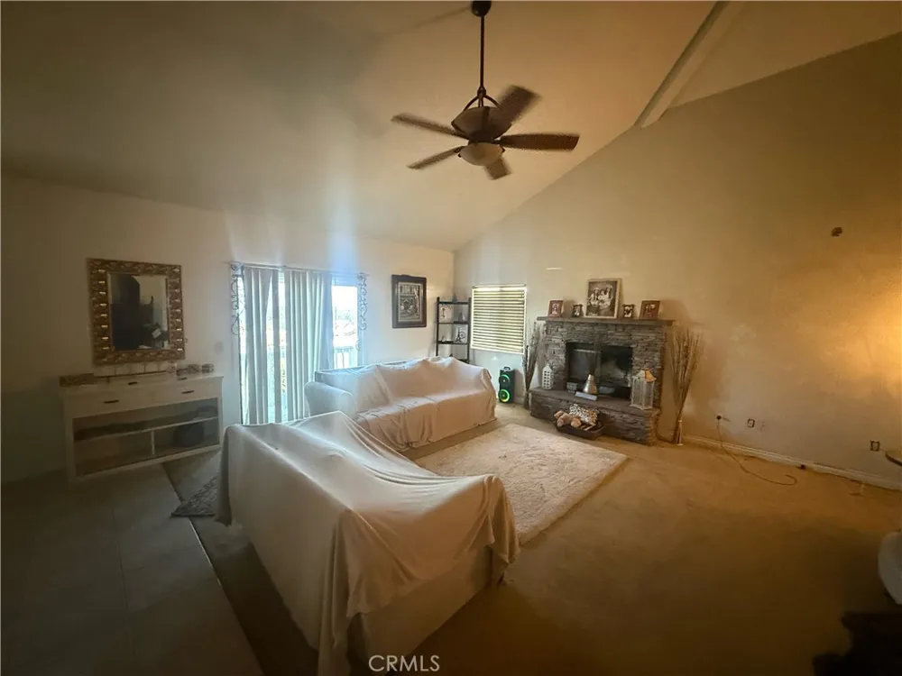 14320 Four Winds Riverside, CA 92503