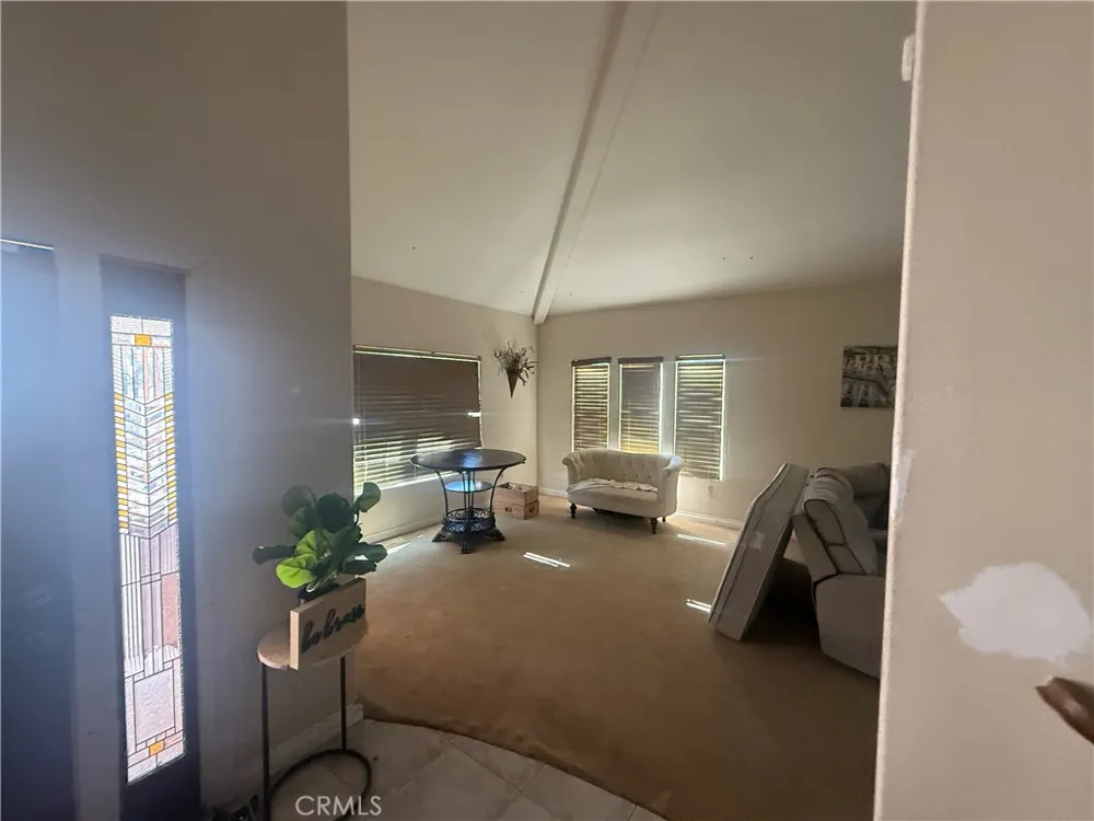 14320 Four Winds Riverside, CA 92503