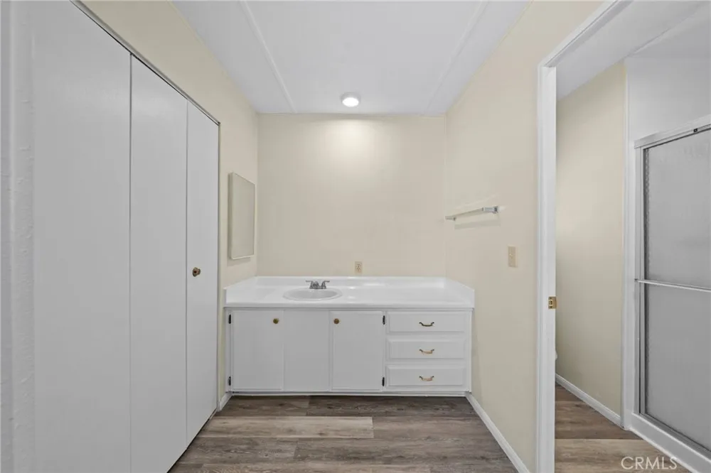 324 Long Street Hemet, CA 92543