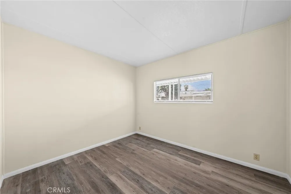 324 Long Street Hemet, CA 92543