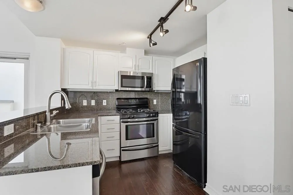 1277 Kettner Blvd. #505 San Diego, CA 92101