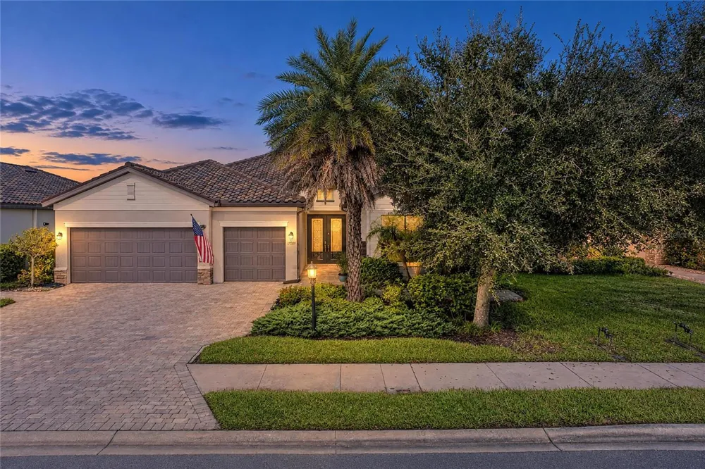 17009 POLO TRAIL Bradenton, FL 34211