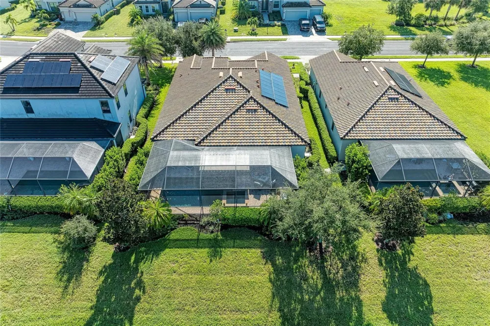 17009 POLO TRAIL Bradenton, FL 34211