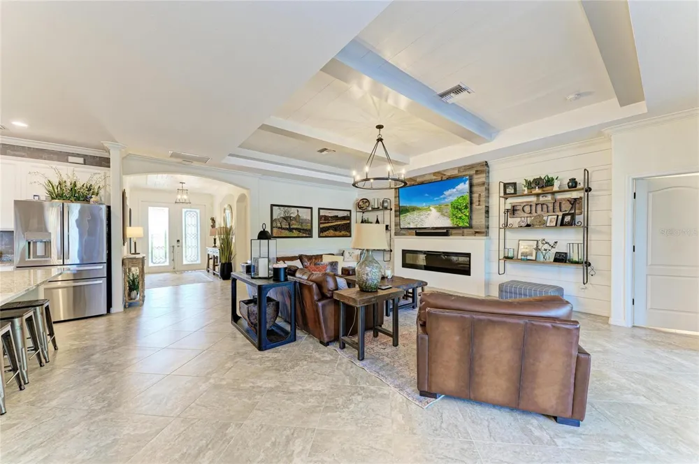 17009 POLO TRAIL Bradenton, FL 34211