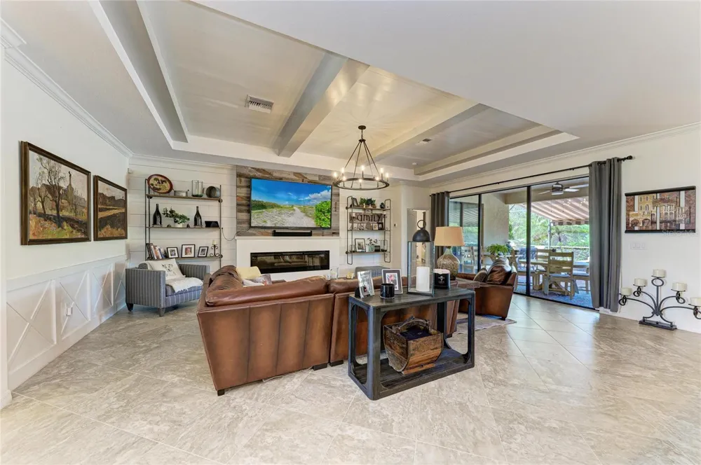 17009 POLO TRAIL Bradenton, FL 34211