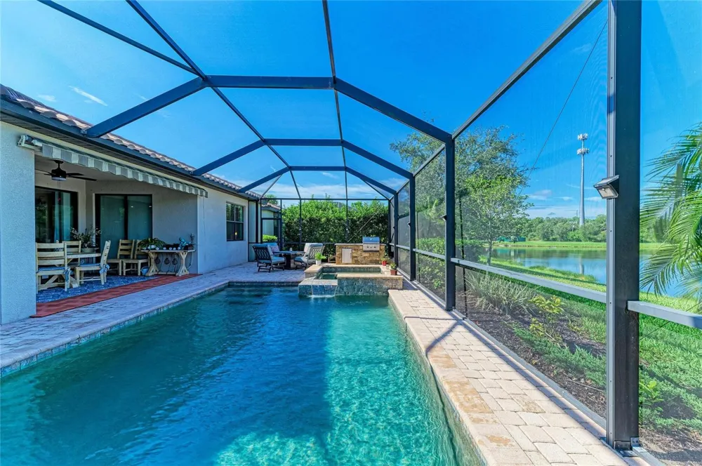 17009 POLO TRAIL Bradenton, FL 34211