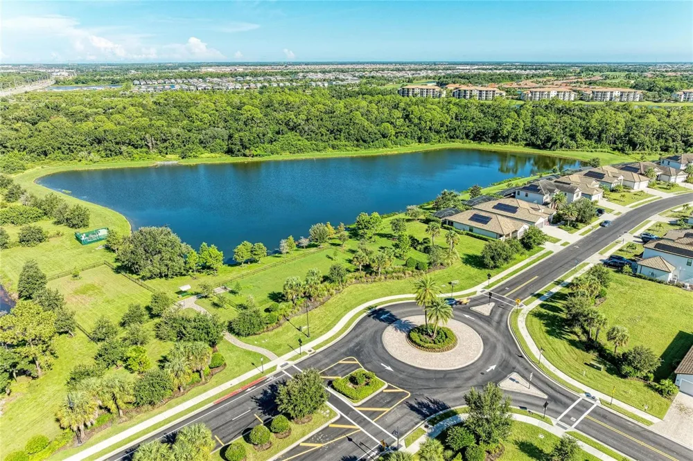17009 POLO TRAIL Bradenton, FL 34211