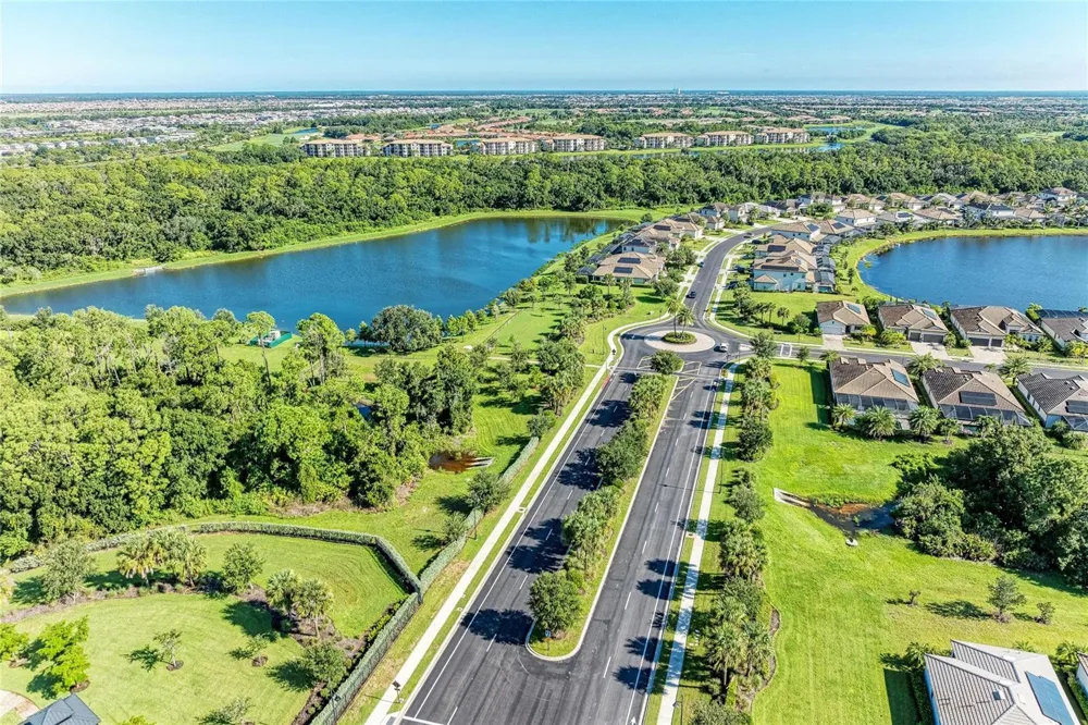 17009 POLO TRAIL Bradenton, FL 34211